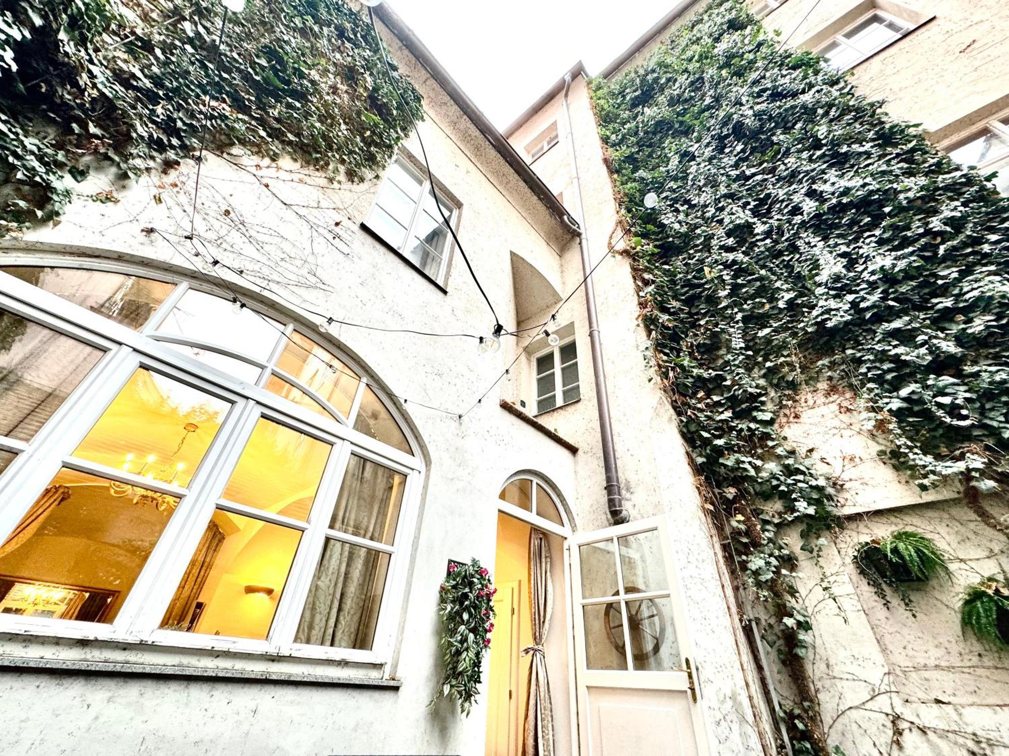 Apartment Elegantsuite 1 Minut Charles Bridge Ps5 And Garden Prague